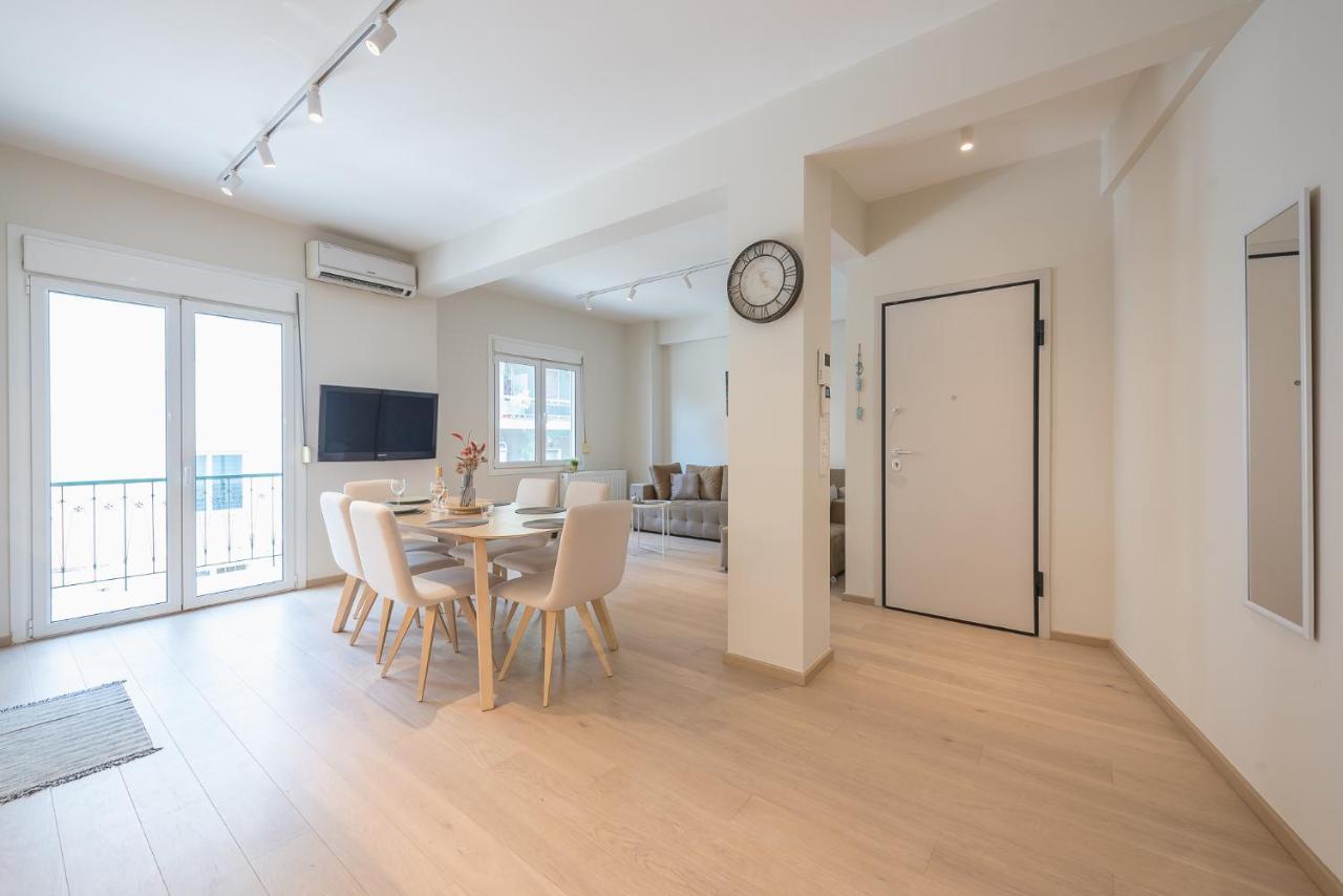 Stylish 2Bdr Apt By Acropolis Athens Luaran gambar